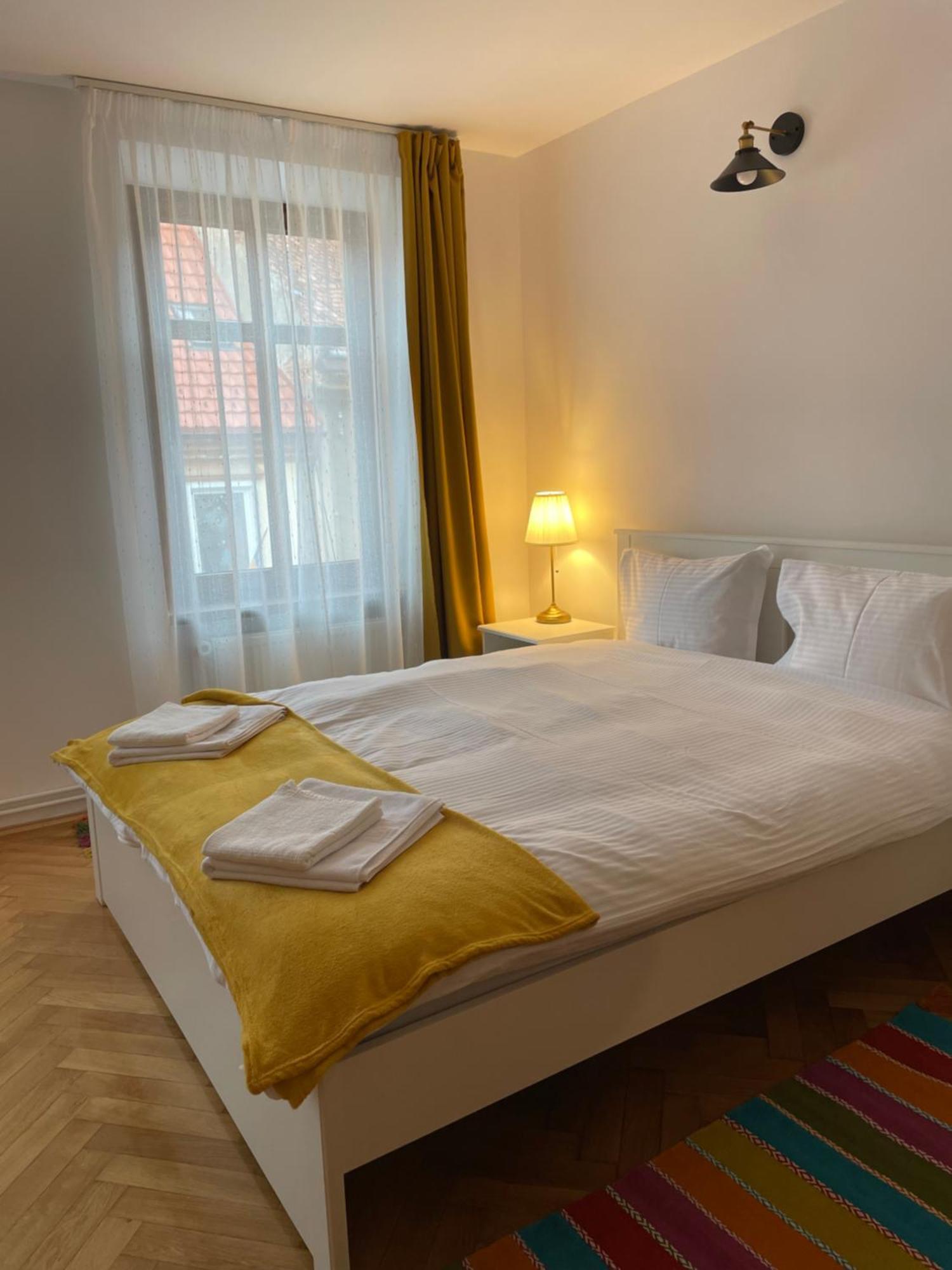 Cozy Stay Braşov Esterno foto