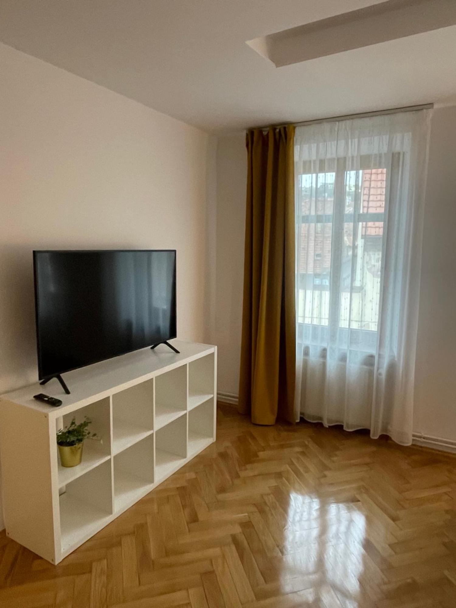Cozy Stay Braşov Esterno foto