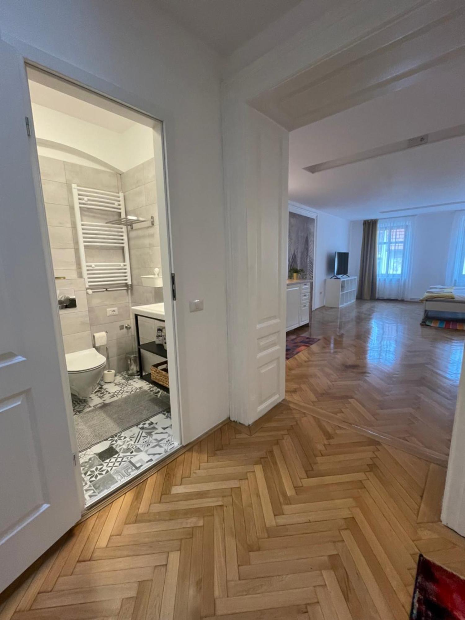 Cozy Stay Braşov Esterno foto